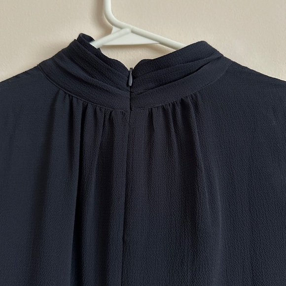 Michael Kors Loop Hole Tank Top - Picture 3 of 5